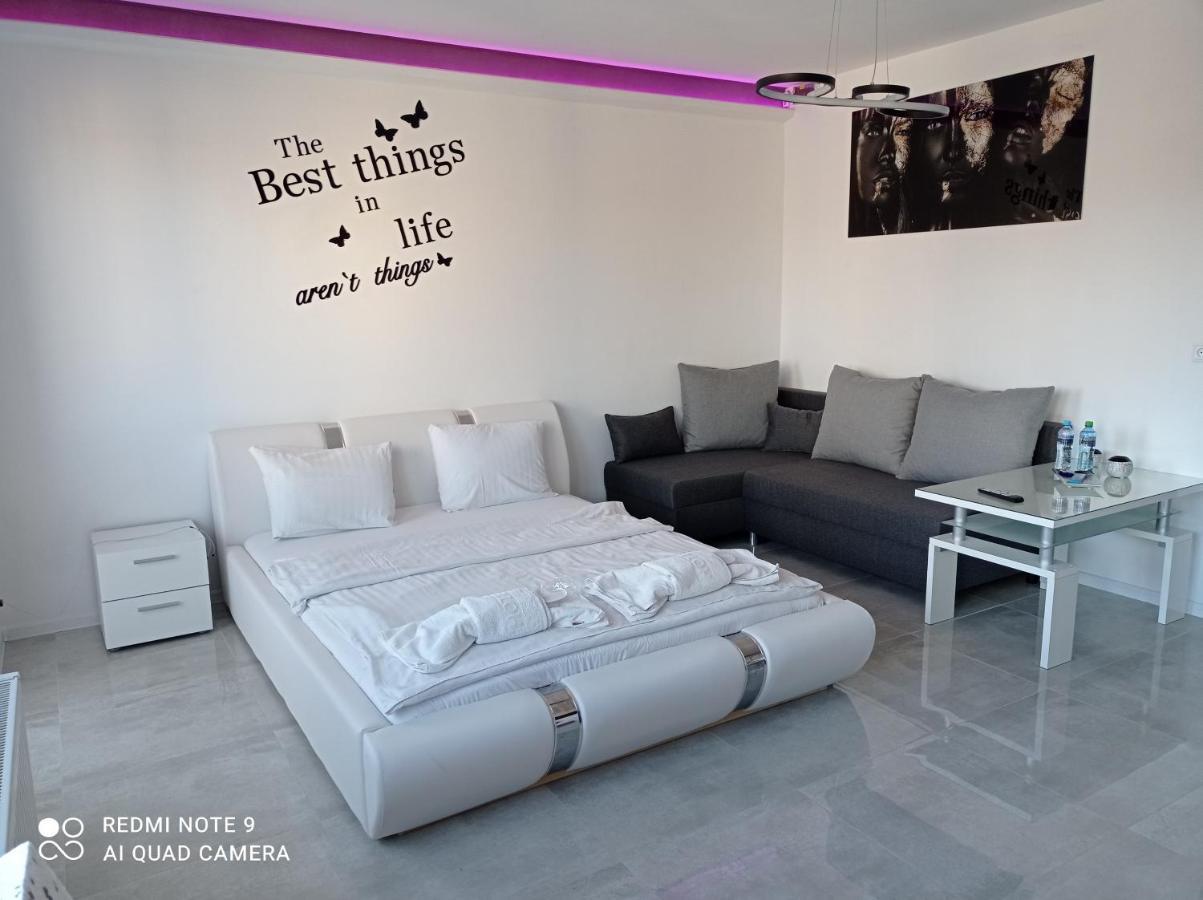 Good Day Apartments- Private Parking New Town Шчечин Екстериор снимка