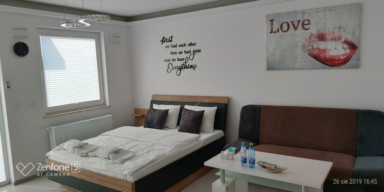 Good Day Apartments- Private Parking New Town Шчечин Екстериор снимка