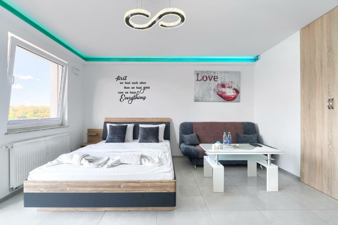 Good Day Apartments- Private Parking New Town Шчечин Екстериор снимка
